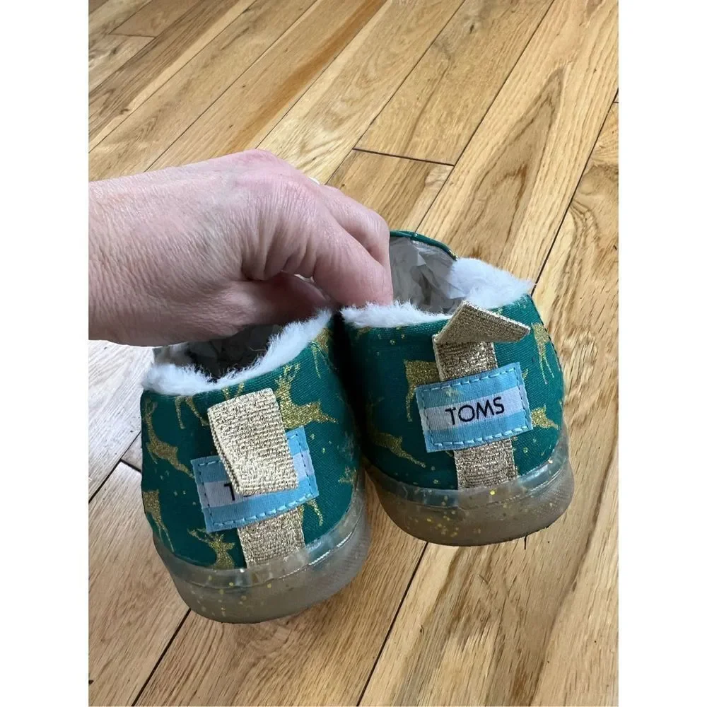 Toms Girls Green Reindeer Shoes Size 3